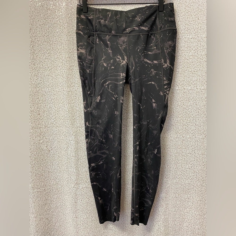 Athleta 444653 Velocity Stash Pocket Marble Tight Pant | size: Small
